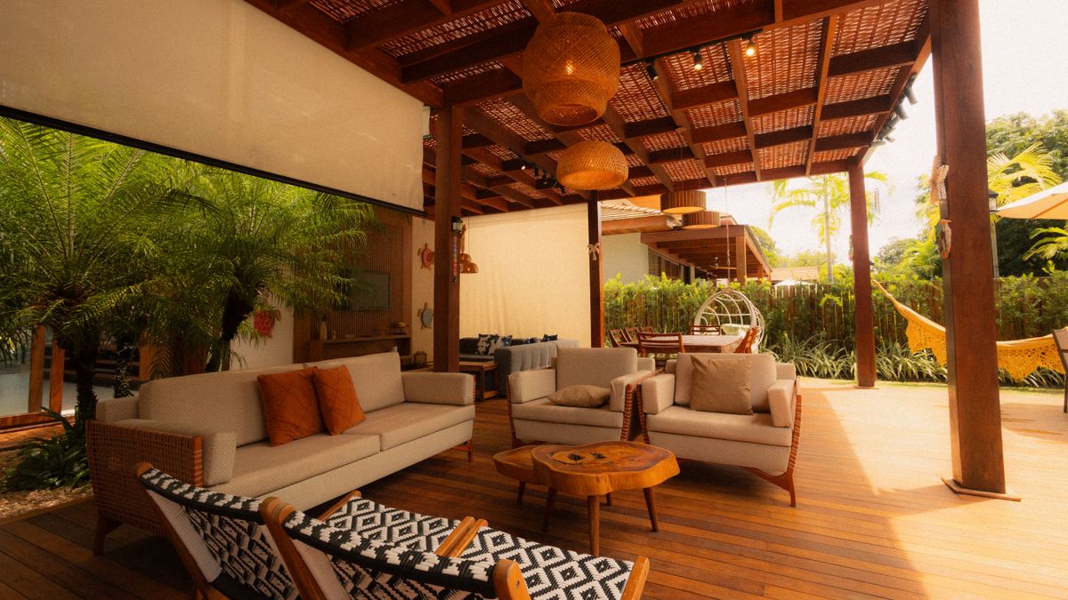 Outdoor living and green decor